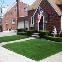 Plastic Grass Portland, Indiana Landscape Design, Front Yard Design