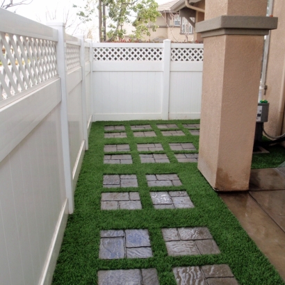 Synthetic Grass Brooklyn, Indiana Lawn And Garden, Pavers