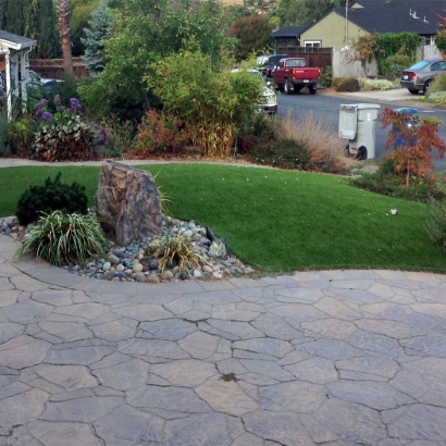 Synthetic Lawn Covington, Indiana Landscape Ideas, Front Yard Landscaping