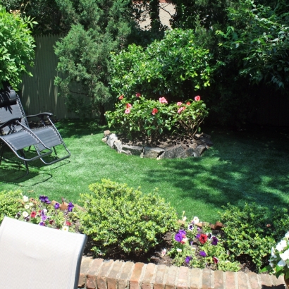 Turf Grass Mentone, Indiana Design Ideas, Small Backyard Ideas