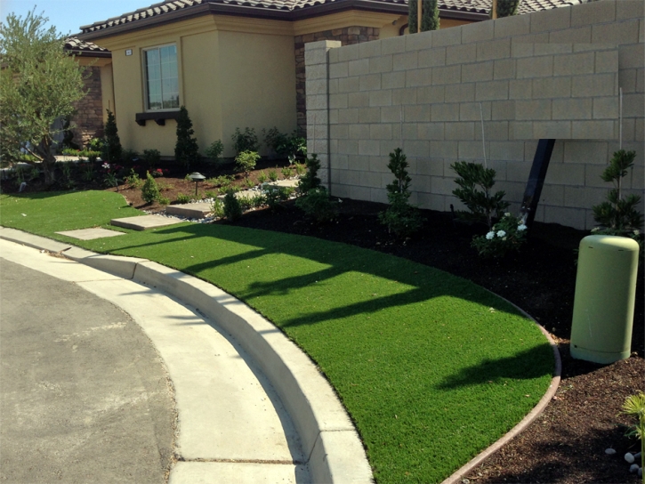 Grass Installation Yorktown, Indiana City Landscape, Front Yard Design