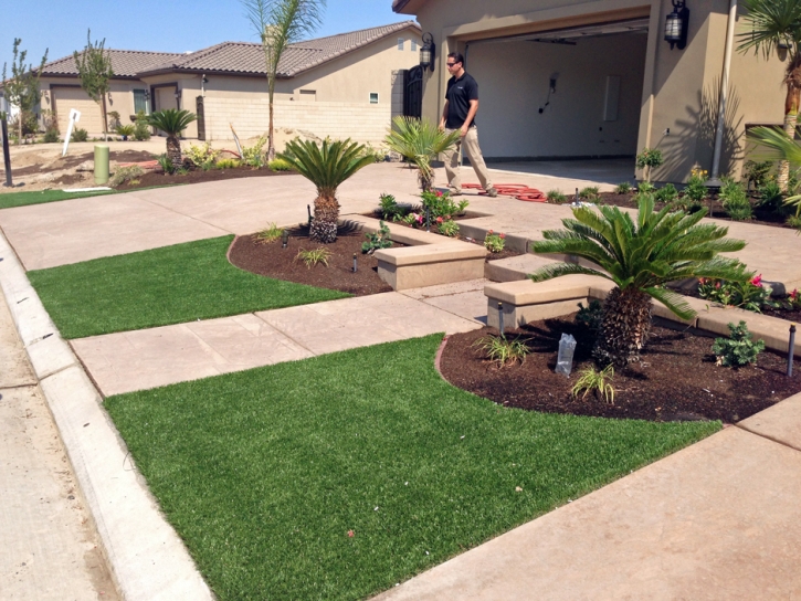 Plastic Grass Batesville, Indiana Landscape Photos, Front Yard Landscaping Ideas