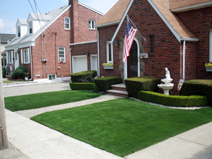 Plastic Grass Portland, Indiana Landscape Design, Front Yard Design