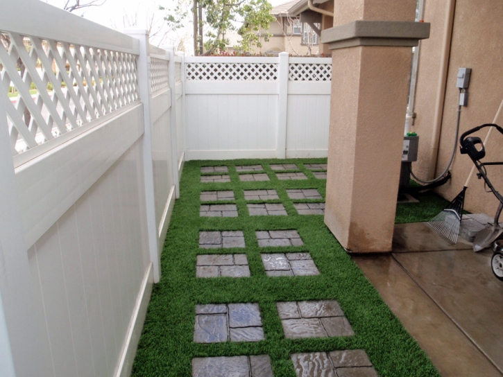 Synthetic Grass Brooklyn, Indiana Lawn And Garden, Pavers