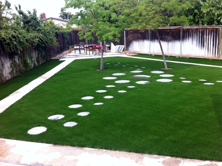 Synthetic Grass Hagerstown, Indiana Garden Ideas, Backyard Landscaping